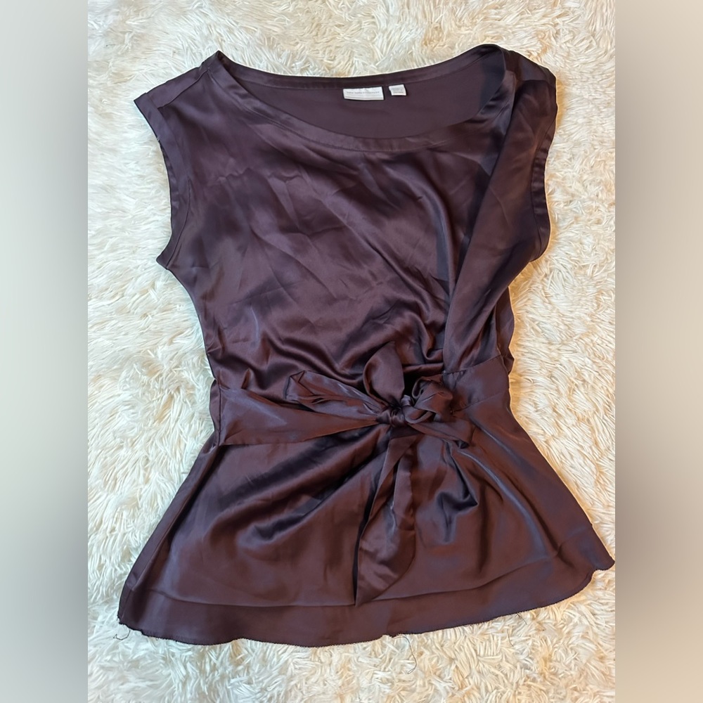 New York & Company wine purple Sleeveless
Blouse size Medium - Picture 10 of 13